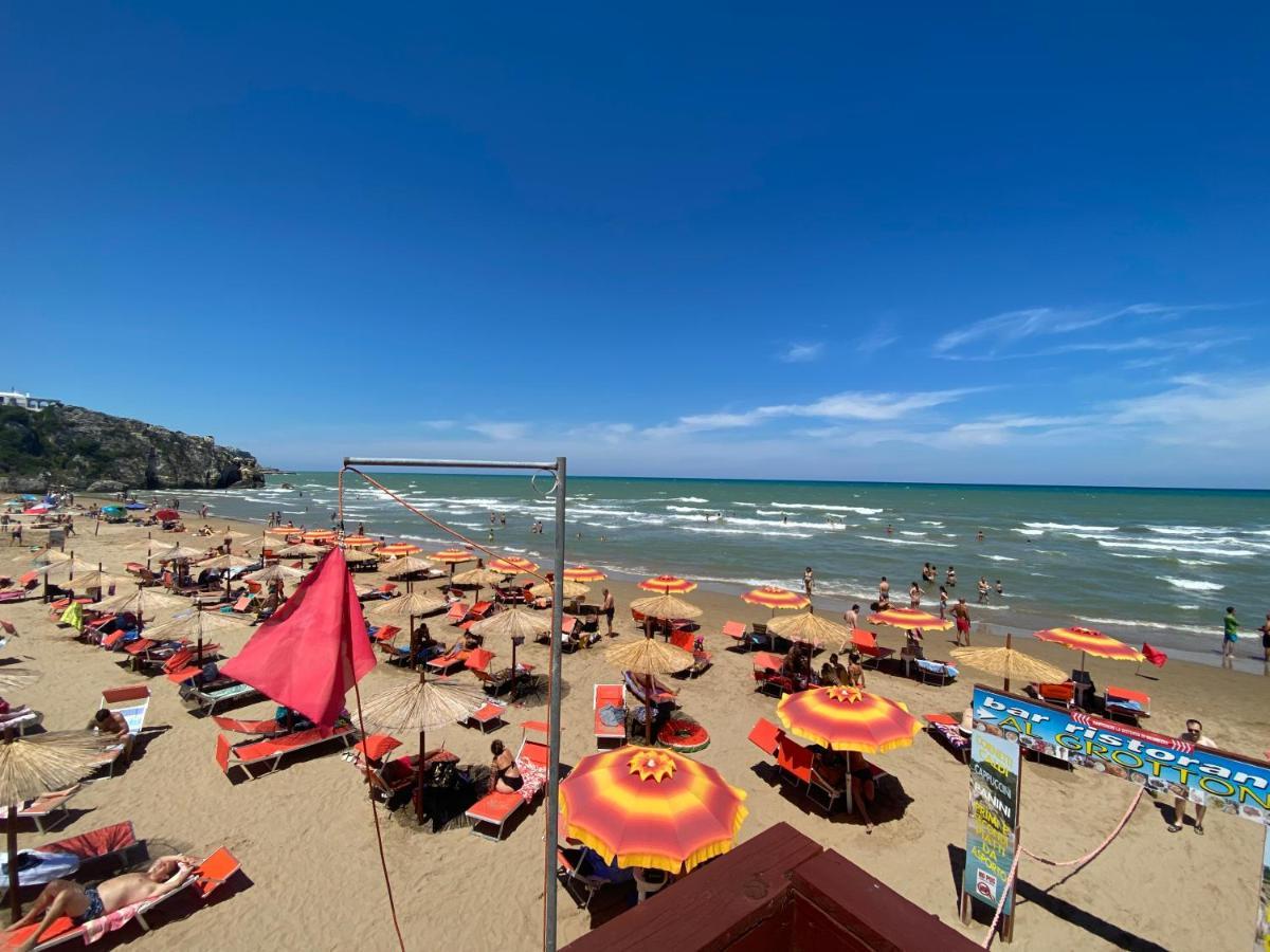 Appartamenti - Spiaggia Zaiana Пешичи Екстериор снимка